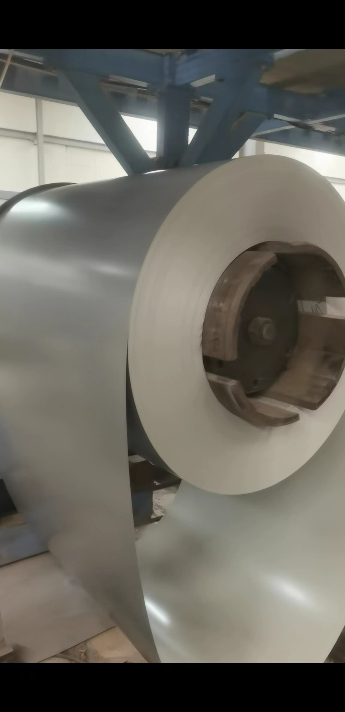 鋁鎂錳板與彩鋼板優(yōu)劣簡談